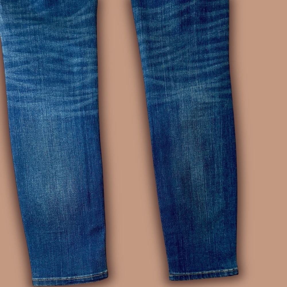 Madewell ‘9” High Rise Skinny Crop Jean Patch Pocket Edition’ in “Beltran” Wash - Picture 15 of 15